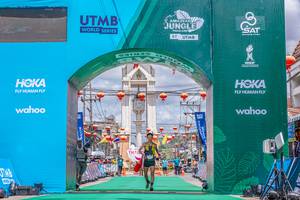 BIB: 130
                            <button type="button" onclick="openModal(21757517)" class="btn btn-primary btn-sm float-right btn-popup" data-toggle="modal" data-target=".modal-high-quality">
                        <i class="fas fa-shopping-cart"></i> Add to Cart
                    </button>
                                            <button type="button" onclick="isThisMe(21757517, true)" class="btn btn-success btn-sm float-right btn-popup btn-isme hidden" data-toggle="tooltip" data-placement="bottom" title="นี่คือรูปของคุณใช่ไหม คลิกที่นี่เพื่อเอาเข้าอัลบั้ม">
                        <i class="fas fa-plus"></i> Add to album
                    </button>
                    <button type="button" onclick="isThisMe(21757517, false)" class="btn btn-warning btn-sm float-right btn-popup btn-isnotme hidden">
                        <i class="fas fa-ban"></i> Remove from album
                    </button>